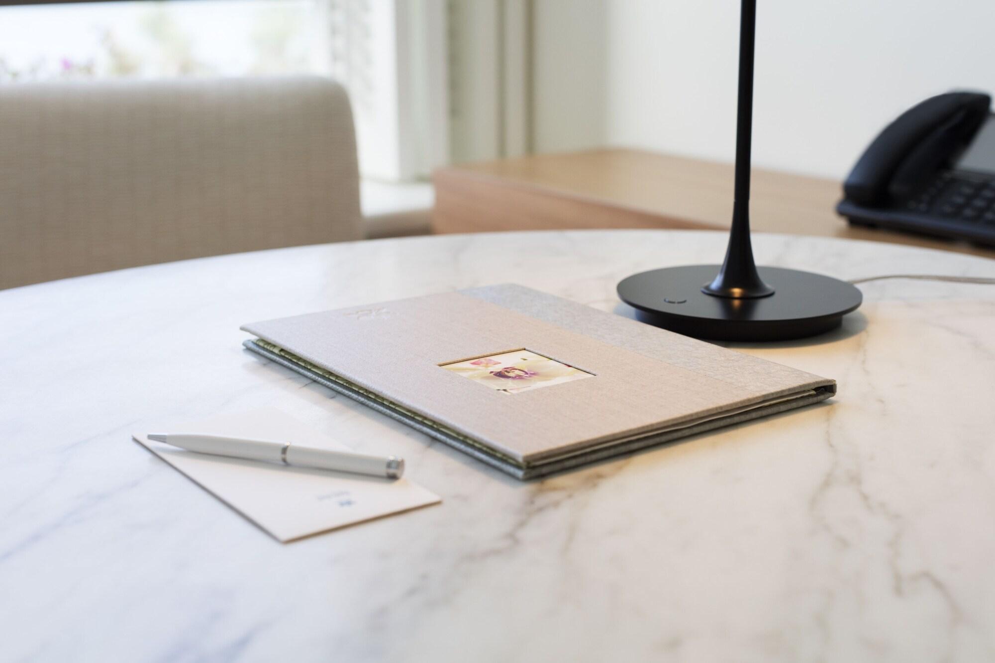 โรงแรมฮาเลคูลานี โฮโนลูลู ภายนอก รูปภาพ Surface Pro 3