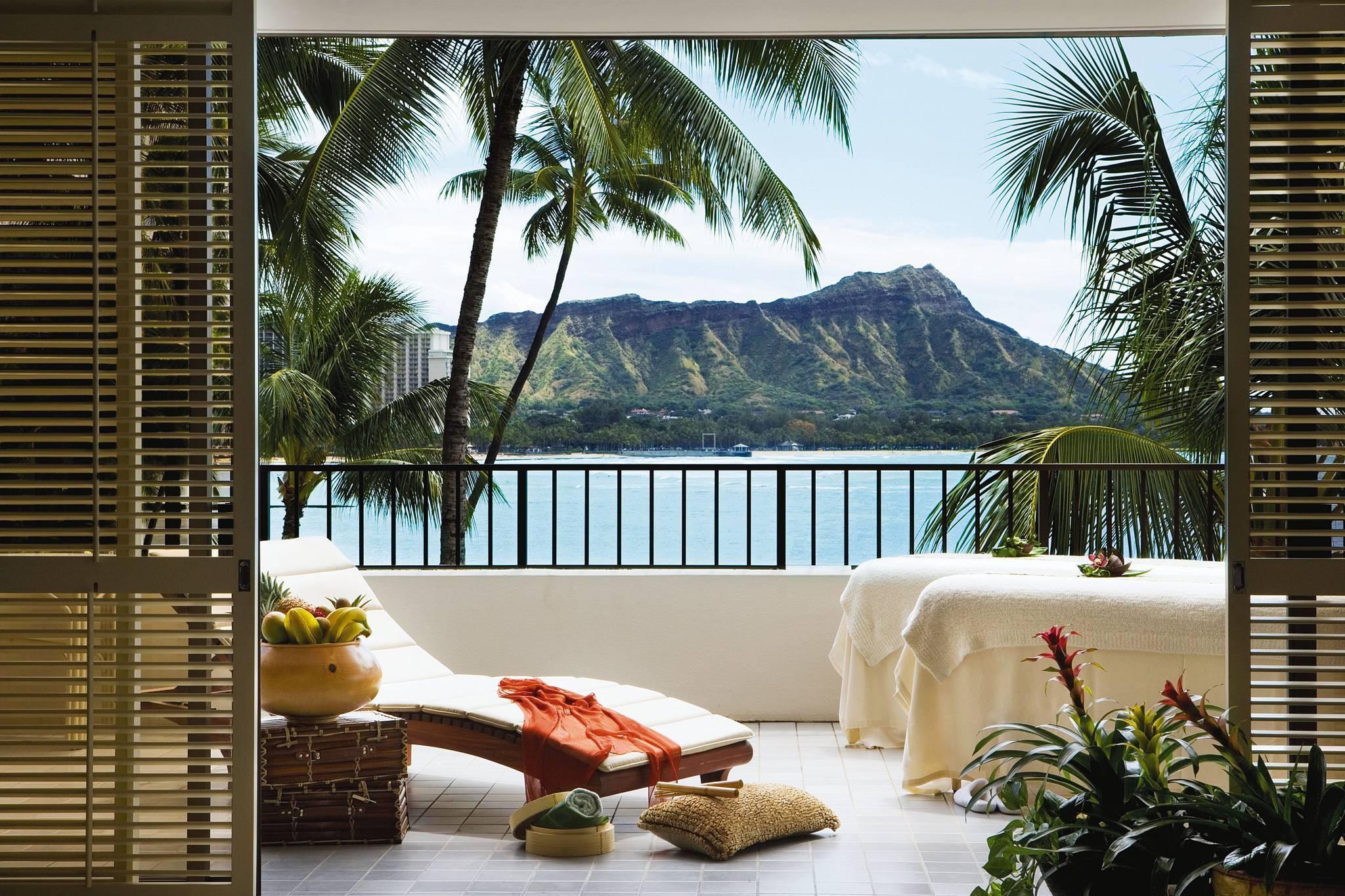 โรงแรมฮาเลคูลานี โฮโนลูลู ภายนอก รูปภาพ Diamond Head from the Four Seasons