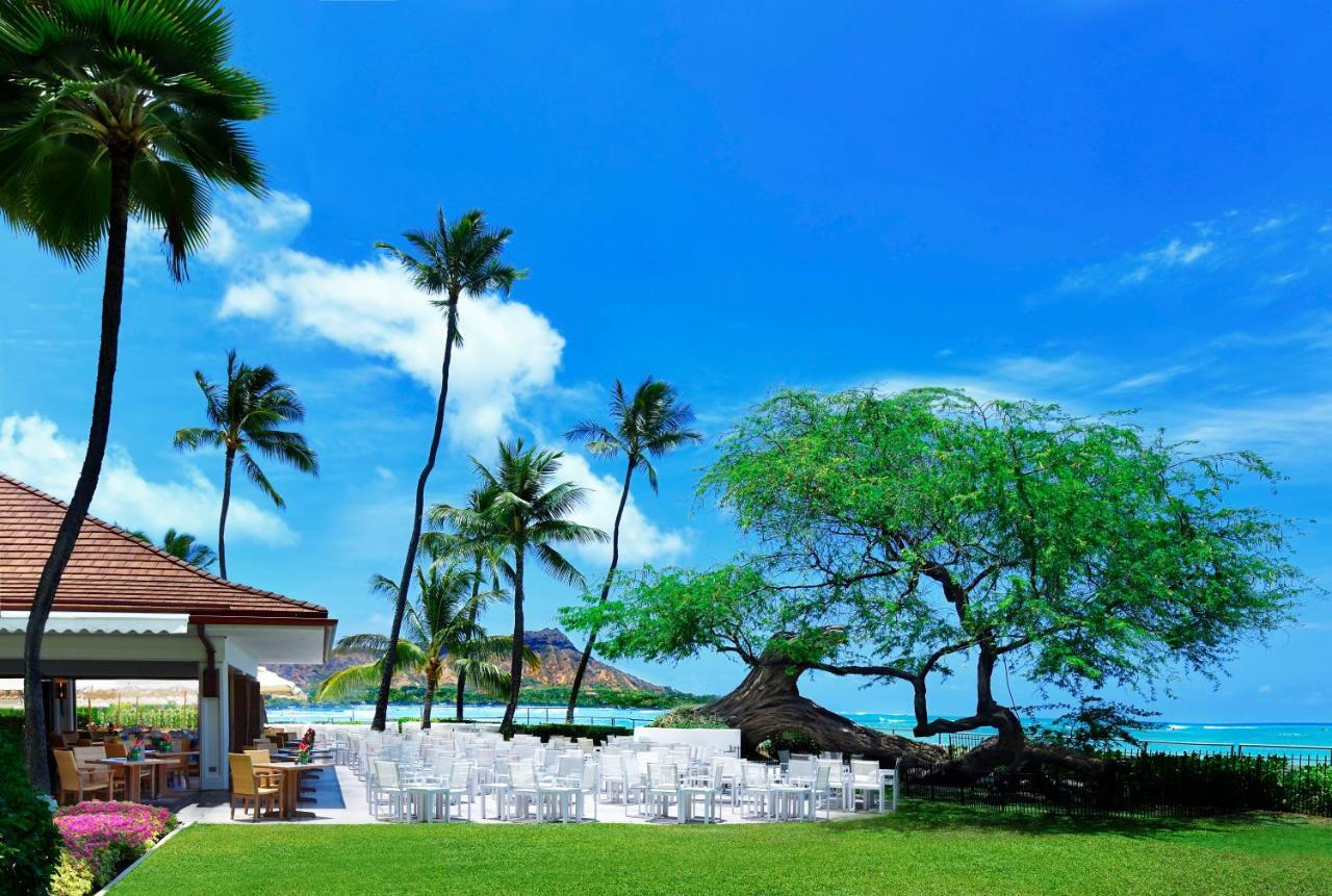 โรงแรมฮาเลคูลานี โฮโนลูลู ภายนอก รูปภาพ A view of the beach at the Four Seasons Resort